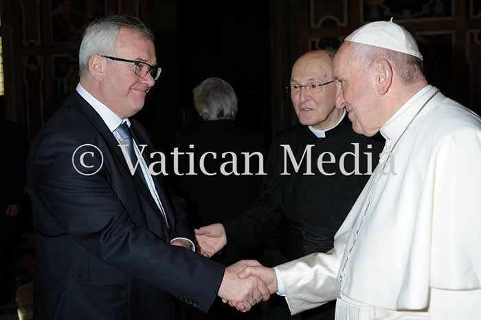 %_tempFileName00938_16022018%