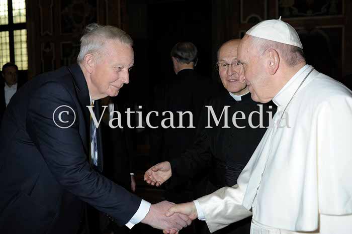 %_tempFileName01771_16022018%