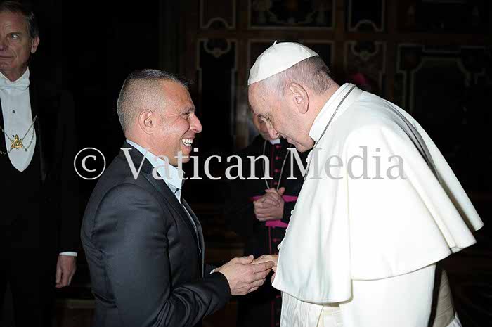 %_tempFileName00796_17022018%