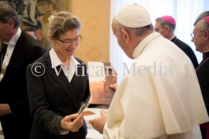 %_tempFileName00143_24022018%