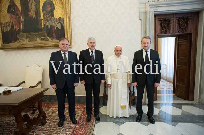 %_tempFileName00927_24022018%