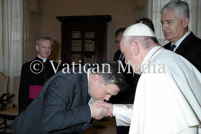 %_tempFileName00953_24022018%