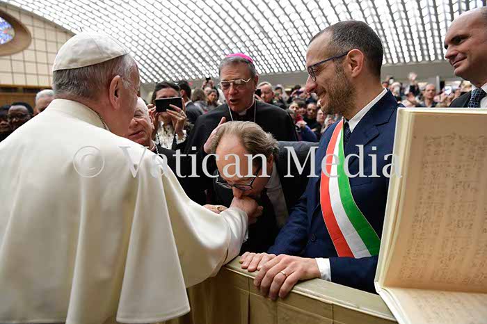 %_tempFileName54784_28022018%