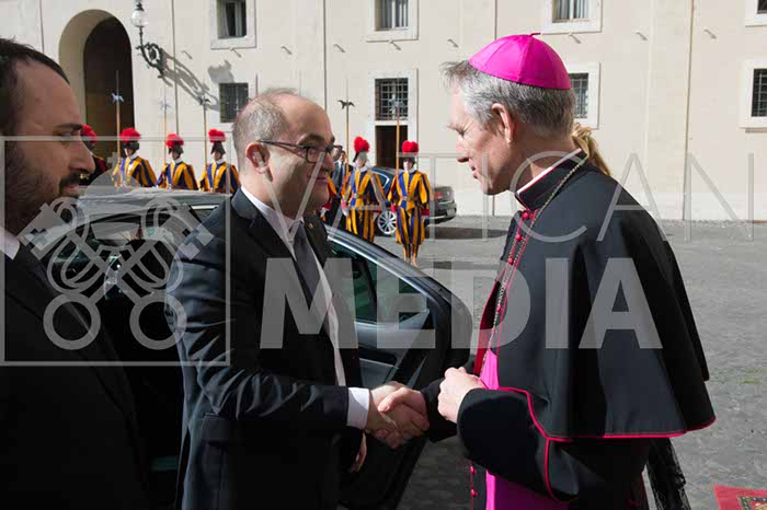 %_tempFileName00385_23032018%