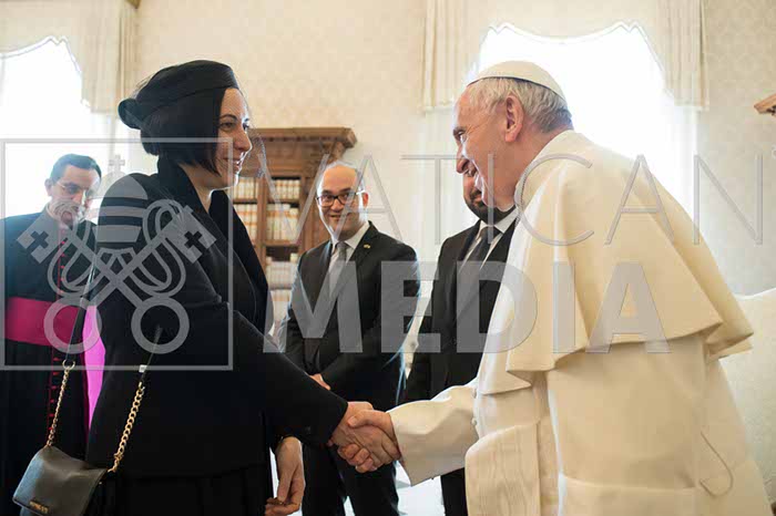 %_tempFileName00700_23032018%