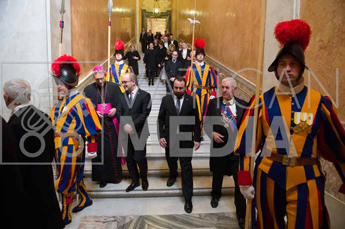 %_tempFileName00944_23032018%