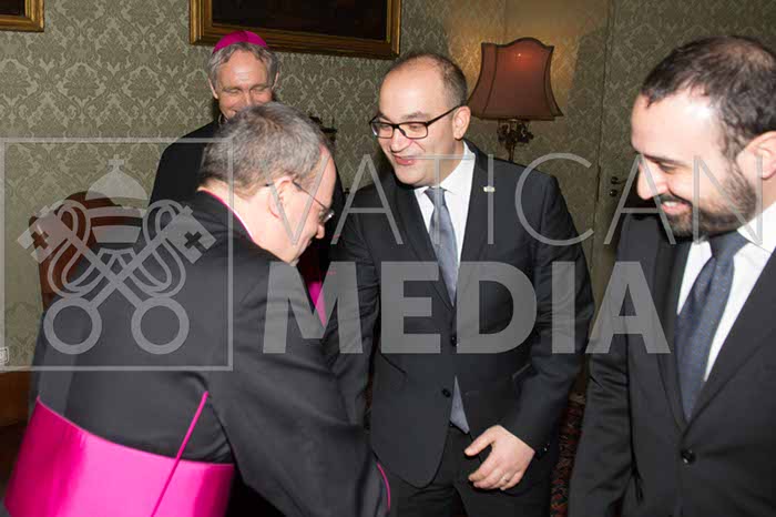 %_tempFileName00949_23032018%