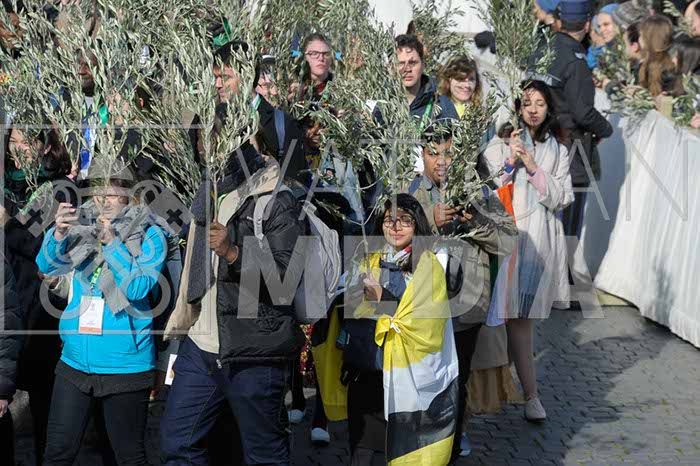 %_tempFileName00482_25032018%