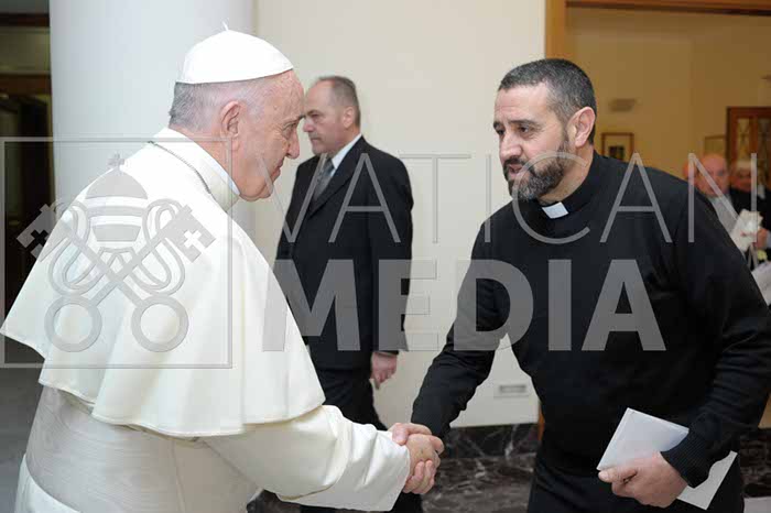 %_tempFileName00332_17042018%