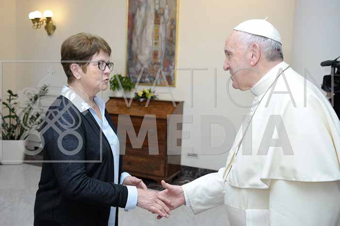 %_tempFileName00439_30042018%