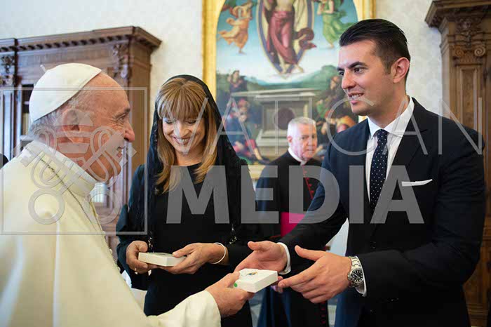 %_tempFileName00796_30042018%