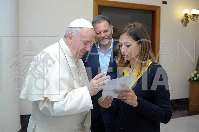 %_tempFileName00633_17052018%