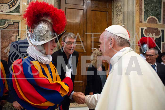 %_tempFileName00371_06052018%