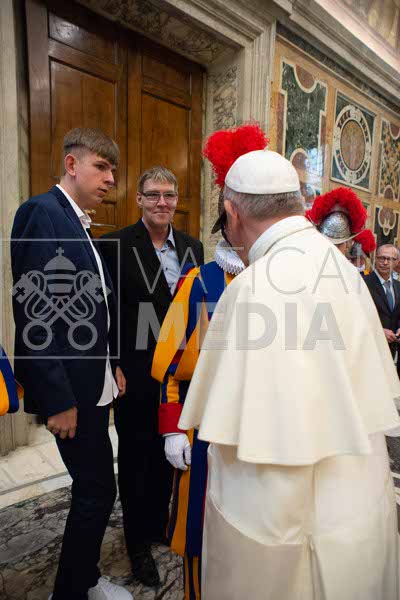 %_tempFileName00383_06052018%