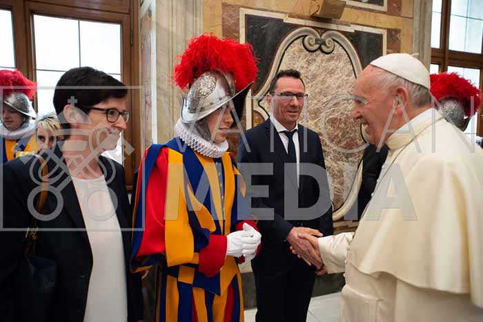 %_tempFileName00698_06052018%