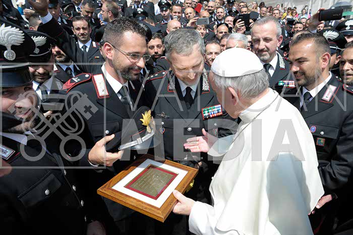 %_tempFileName199605_30052018%