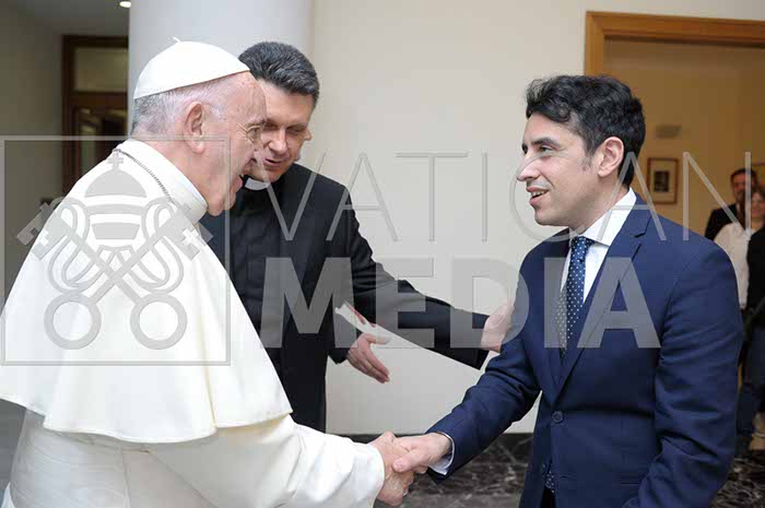 %_tempFileName00296_15062018%