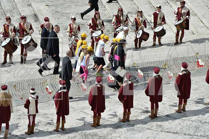 %_tempFileName215476_13062018%