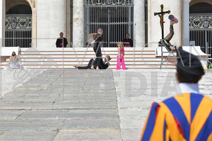 %_tempFileName232501_20062018%