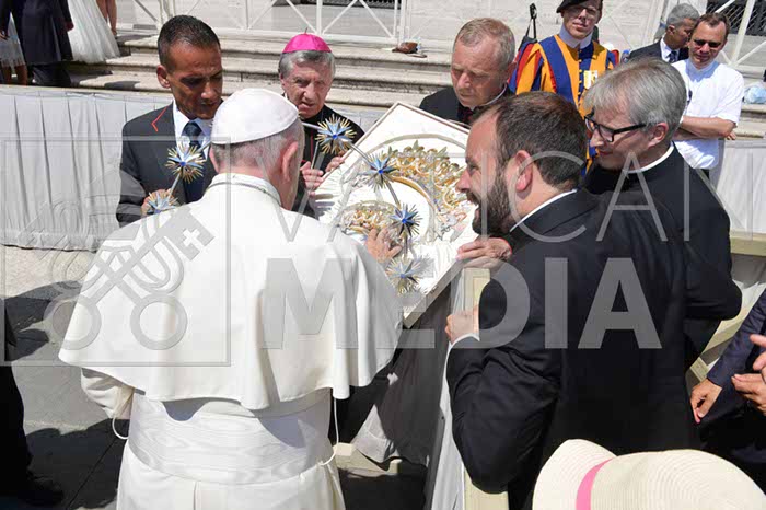 %_tempFileName237404_20062018%