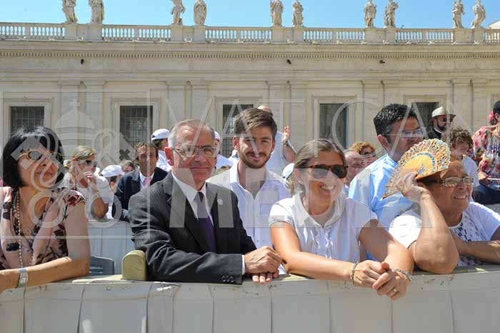 %_tempFileName238311_20062018%