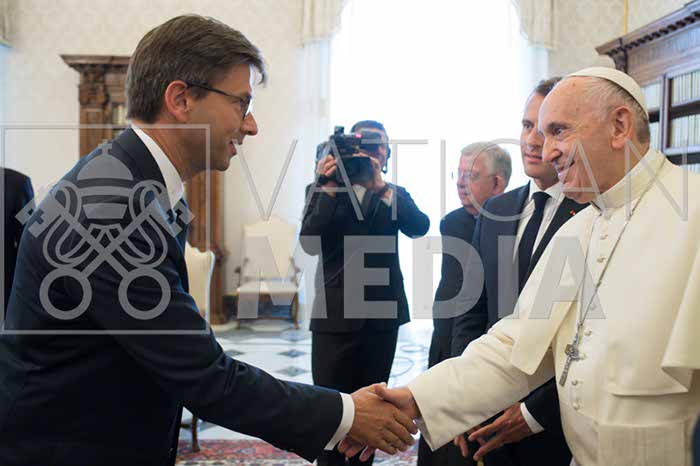 %_tempFileName00652_26062018%