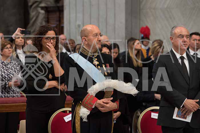 %_tempFileName001989_28062018%