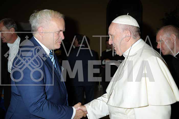 %_tempFileName01289_22082018%