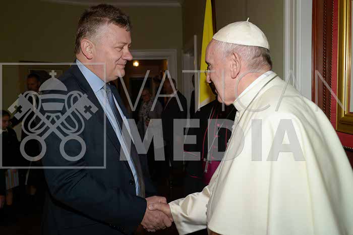 %_tempFileName06211_26082018%