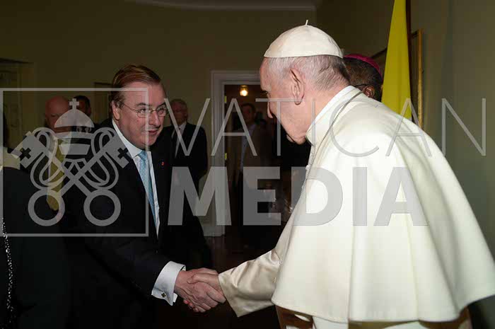 %_tempFileName06385_26082018%