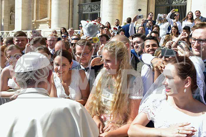 %_tempFileName303835_12092018%