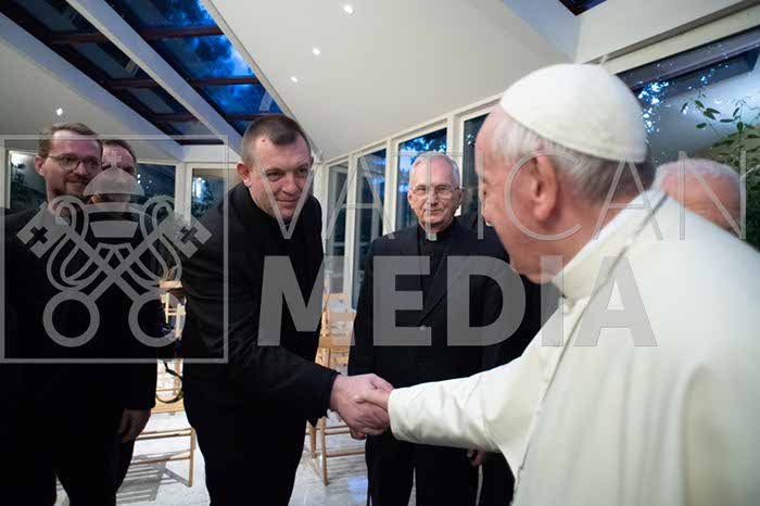 %_tempFileName06371_23092018%