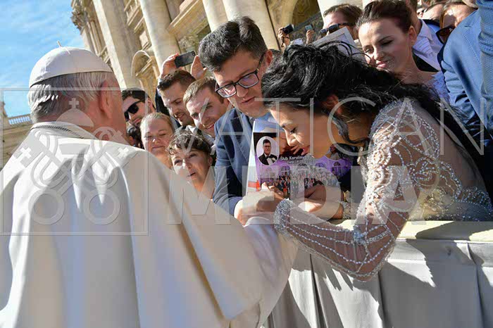 %_tempFileName323834_26092018%