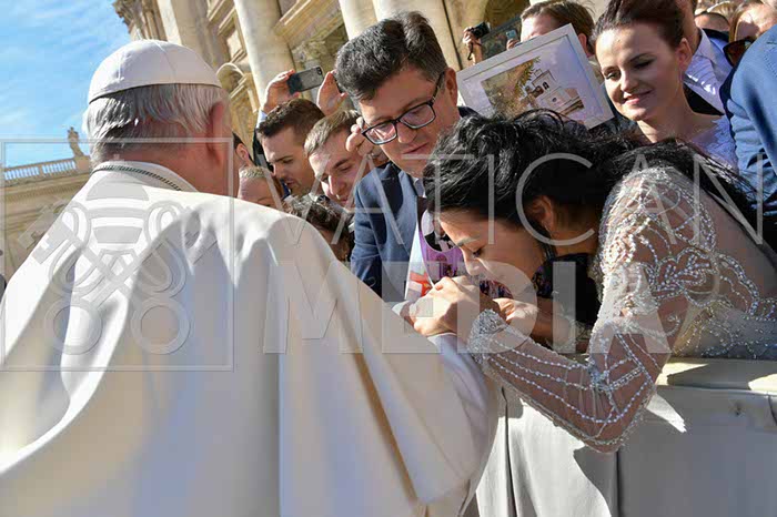 %_tempFileName323835_26092018%