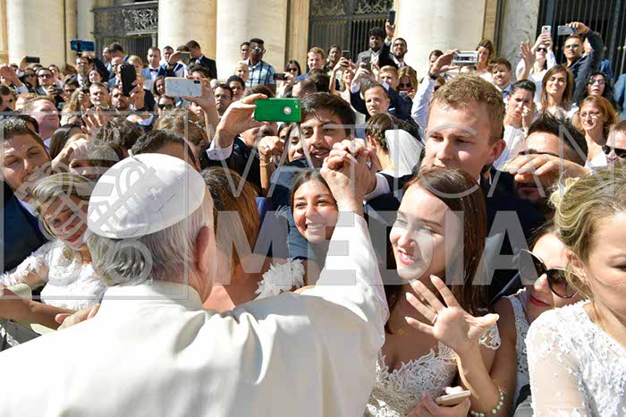 %_tempFileName324492_26092018%