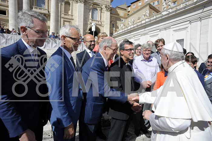 %_tempFileName325660_26092018%