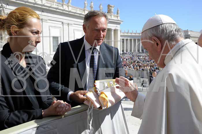 %_tempFileName325734_26092018%