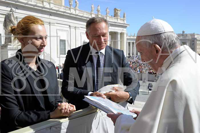 %_tempFileName325748_26092018%