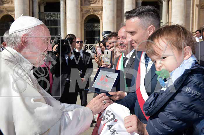 %_tempFileName325909_26092018%