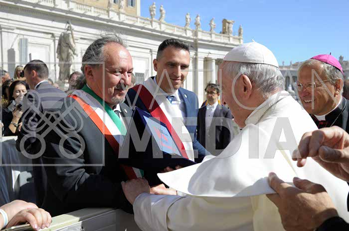 %_tempFileName325929_26092018%