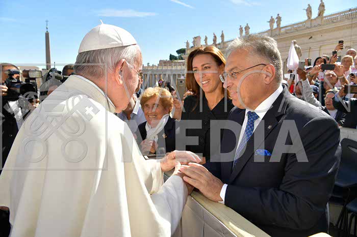 %_tempFileName329452_26092018%