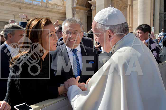 %_tempFileName329490_26092018%