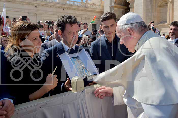 %_tempFileName329676_26092018%