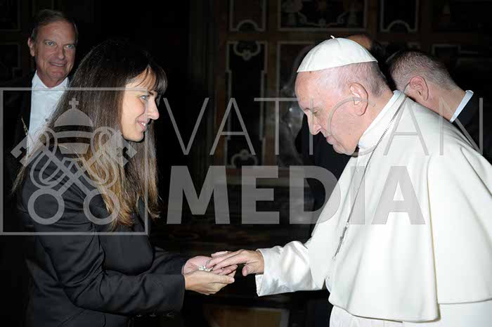 %_tempFileName01227_28092018%