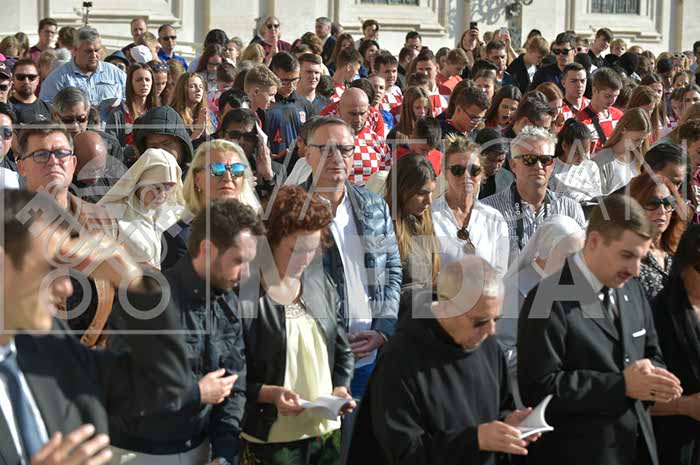 %_tempFileName01737_03102018%