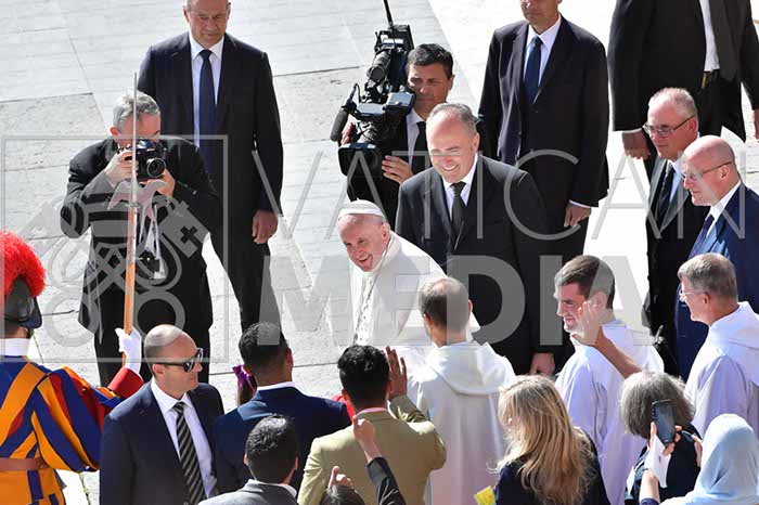 %_tempFileName03886_03102018%