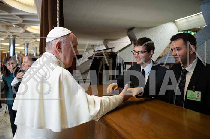 %_tempFileName31463_15102018%