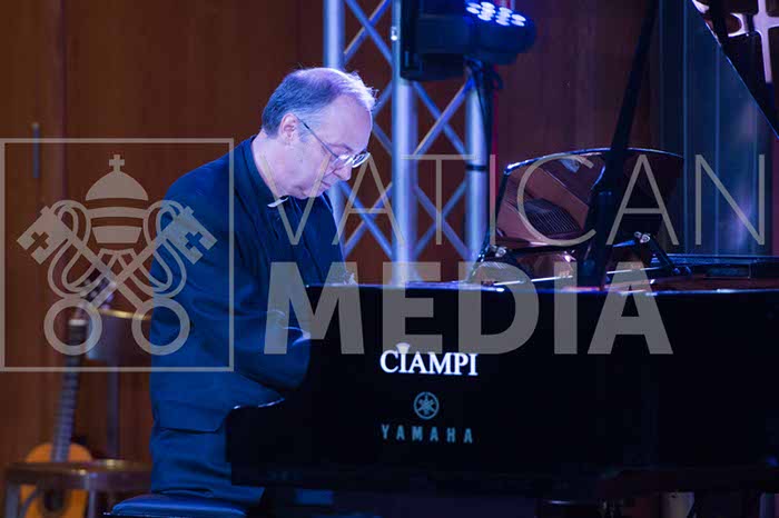 %_tempFileName47335_26102018%