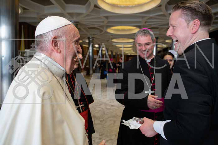 %_tempFileName49983_27102018%