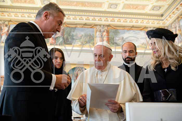 %_tempFileName00987_08102018%